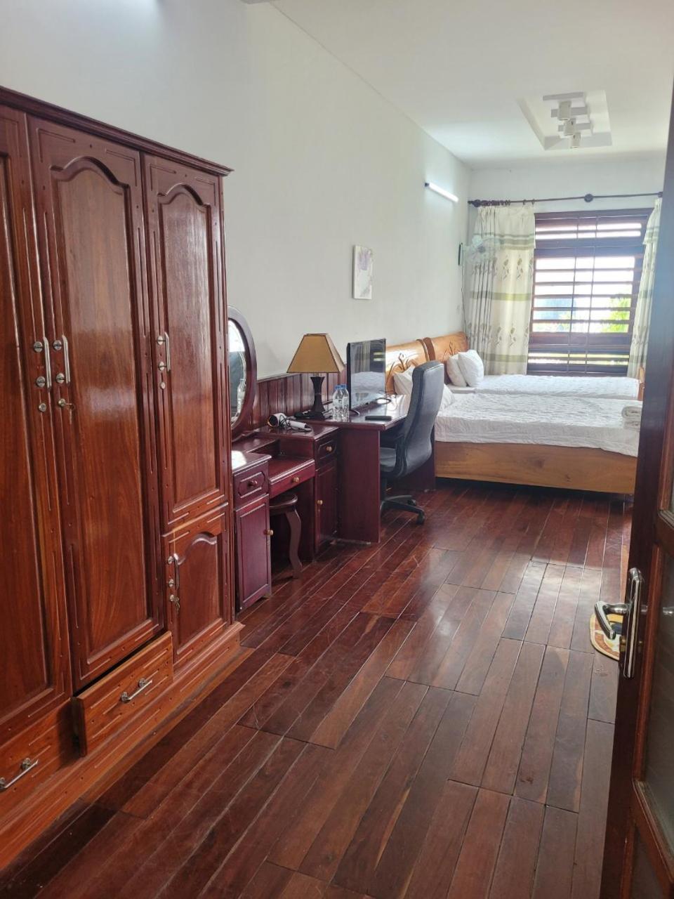 Hostel Ngoc Lien Туїхоа Екстер'єр фото