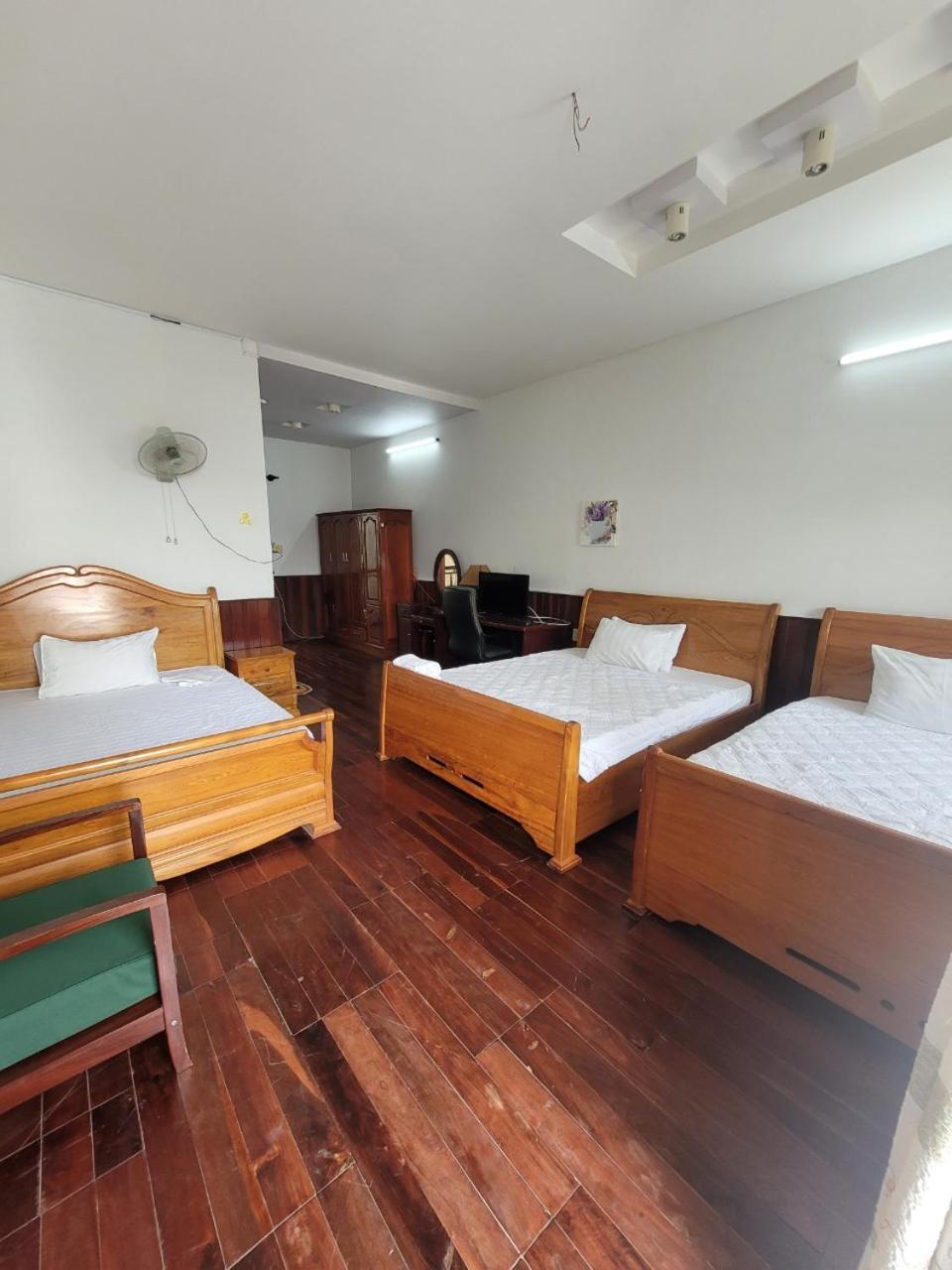 Hostel Ngoc Lien Туїхоа Екстер'єр фото