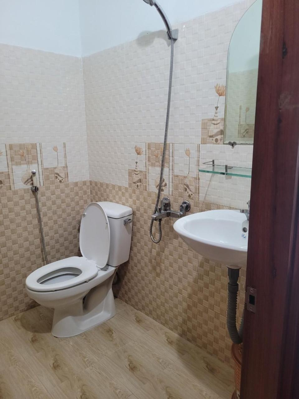 Hostel Ngoc Lien Туїхоа Екстер'єр фото